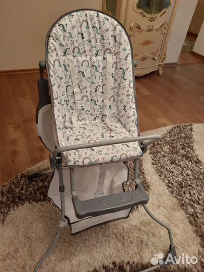 Стульчик для кормления