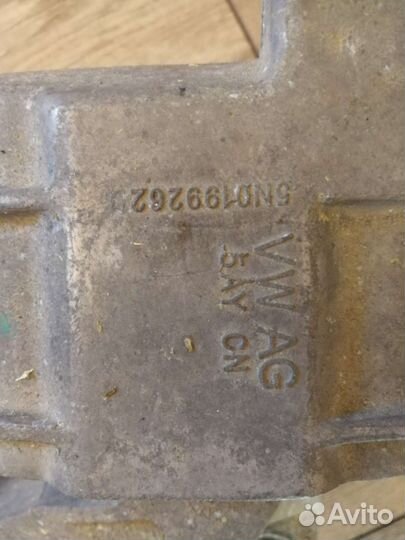 Опора двигателя volkswagen tiguan