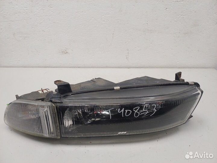 Фара (передняя) Mitsubishi Galant, 2002