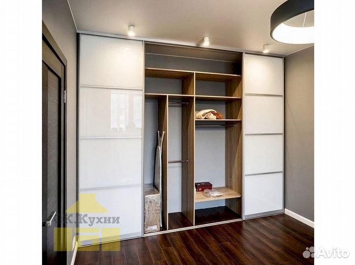 Встроенный шкаф