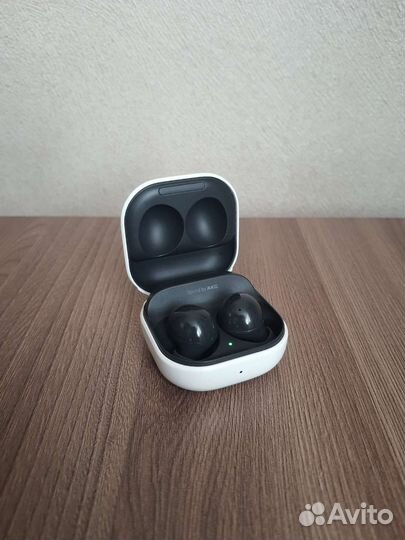 Samsung galaxy buds2