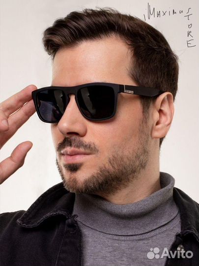 Поляризационные солнцезащитные очки чёрные