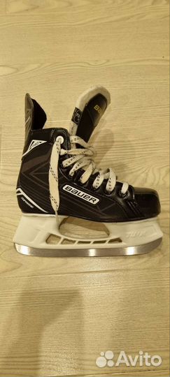 Хоккейные коньки bauer