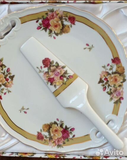 Тарелка для торта с лопаточкой Великобритания