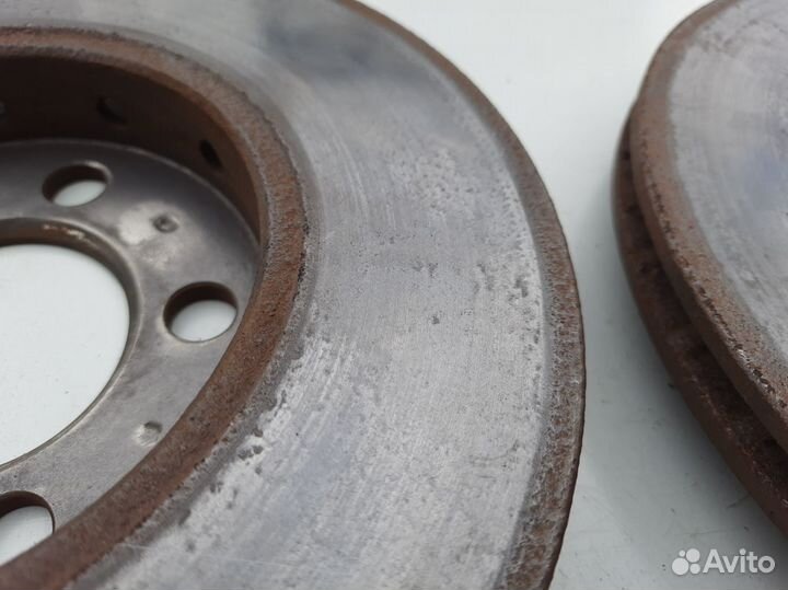 Диски тормозные передние Skoda Octavia A4 Golf 4