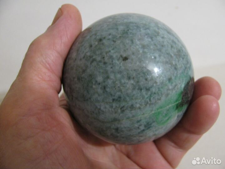 Шар из жадеита