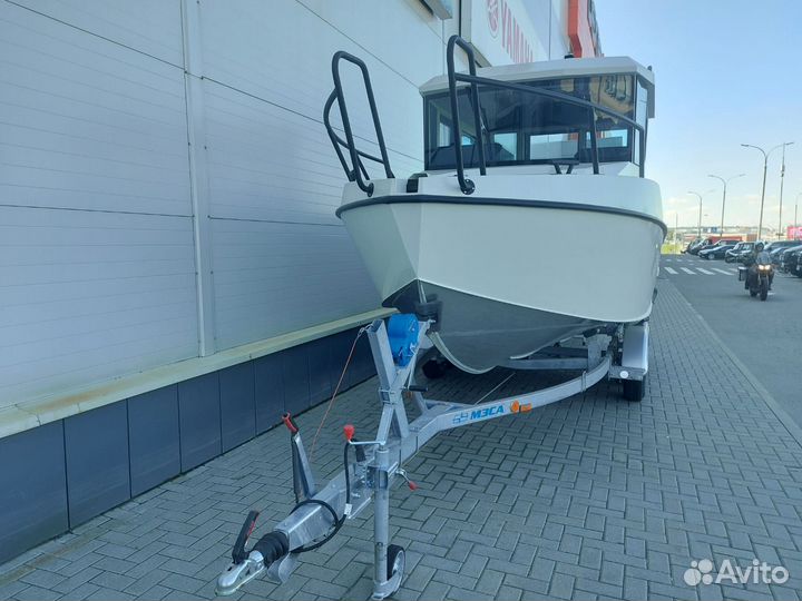 Катер Windboat 7.0 Cabin