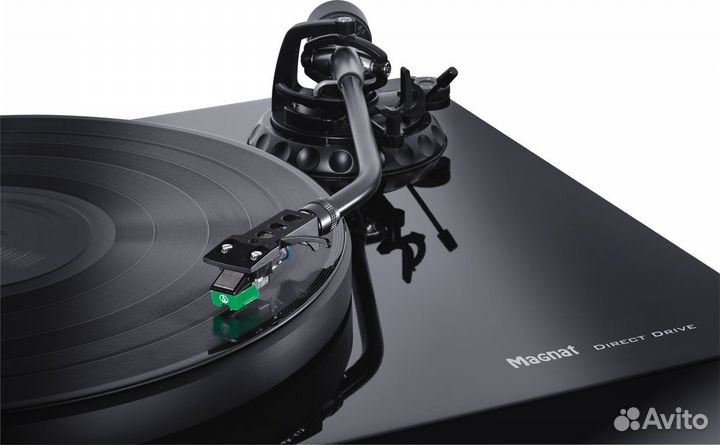 Проигрыватель винила Magnat MTT 990 (ат95Е)