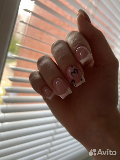 Маникюр с покрытием гель-лак
