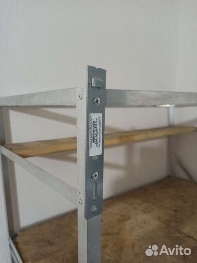 Стеллаж, полка