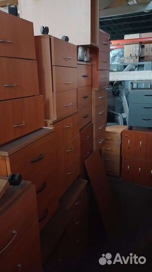 Тумбы офисные