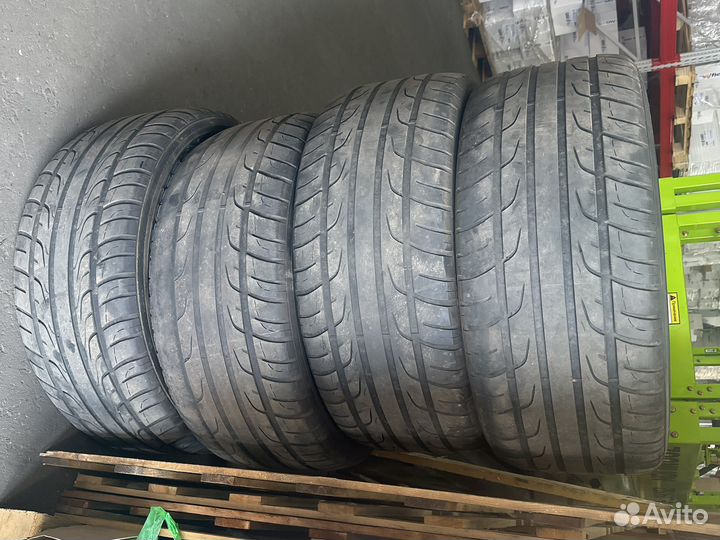 Tracmax XSport F110 285/50 R20 116J