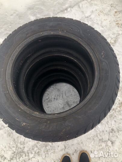 Sava Eskimo Stud 205/60 R16 96T