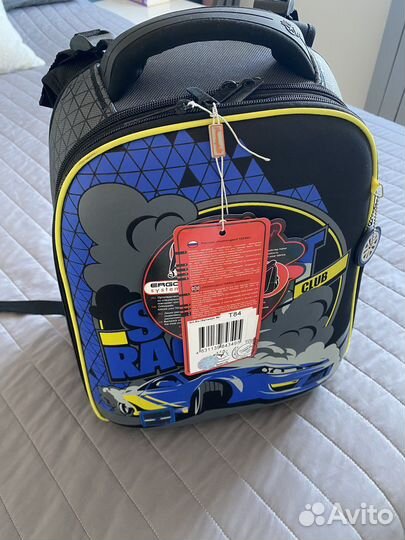 Рюкзак ортопедический Hummingbird T84