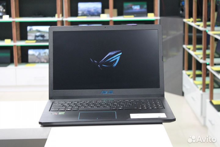 Уникальный Asus M570DD