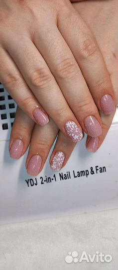 Наращивание ногтей