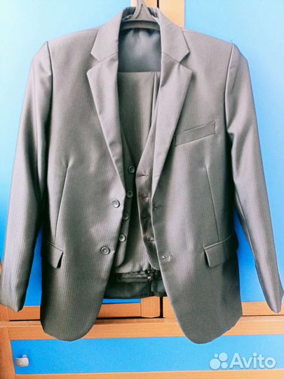 Костюм тройка для мальчика