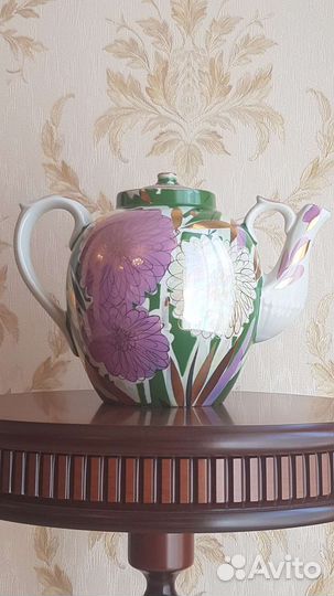 Посуда фарфор, шкатулки, чайник, тарелка