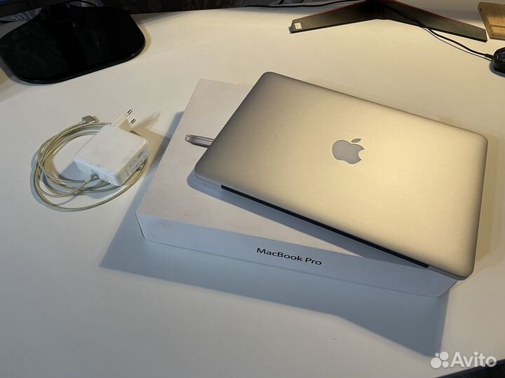 MacBook Pro 13