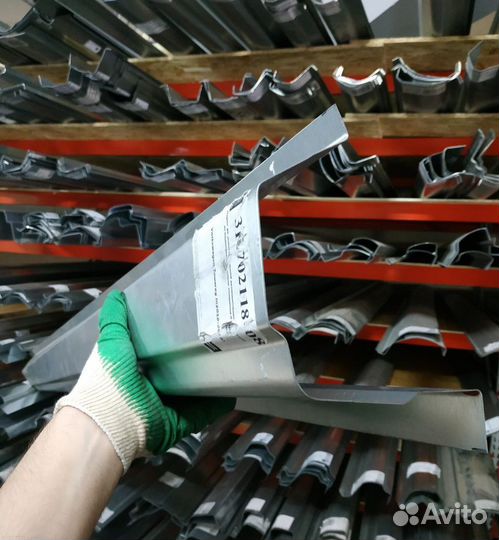 Порог Volkswagen Touareg 2 2010-2018 (1мм) (Полный