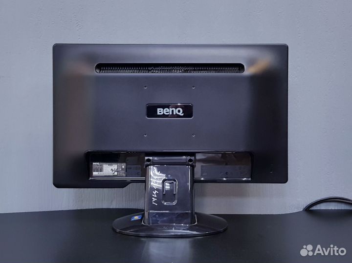 Монитор BenQ 22
