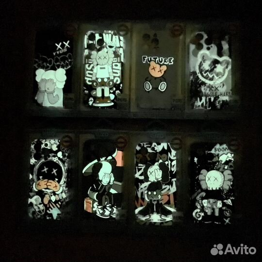 Светящийся чехол на iPhone 13 Pro Luxo