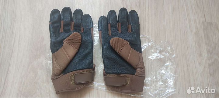 Перчатки тактические