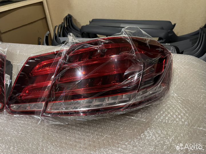 Фонари задние Mercedes W212 рест в крыло крышку