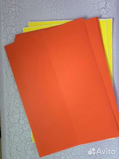 Самоклеящиеся этикетки mega Label белые, цветные