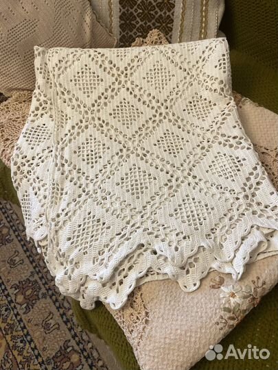 Старинное кружевное покрывало, скатерти