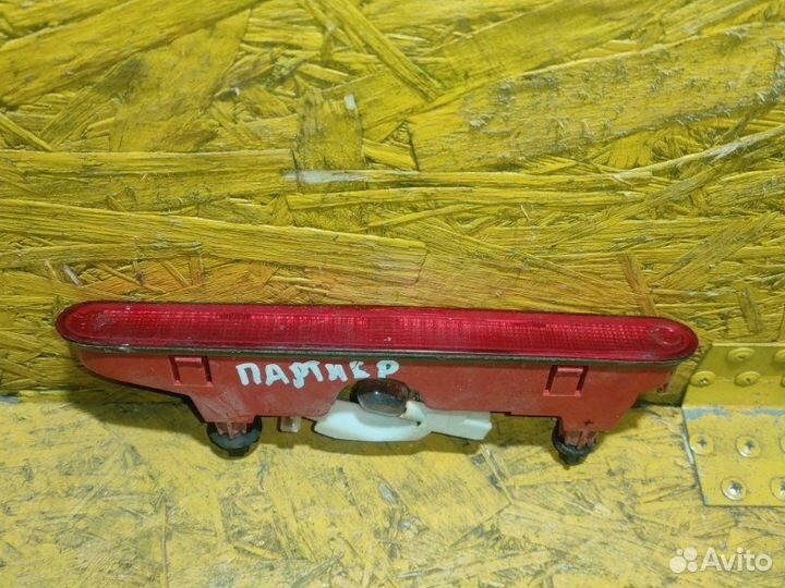 Стоп-сигнал Peugeot Partner B9 DV6 2012