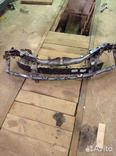 Панель передняя телевизор ford focus 2