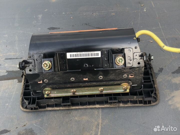 Подушка в торпедо Bluebird U14