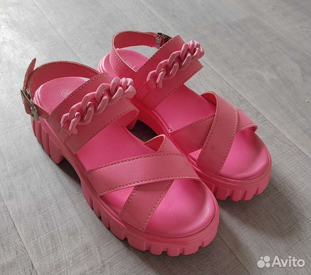 Босоножки для девочки 35