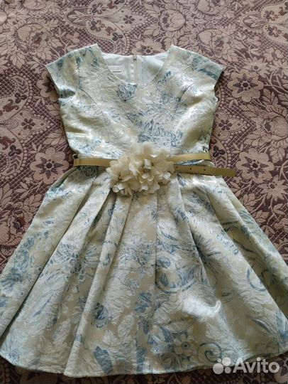 Нарядное платье для девочки 122 128