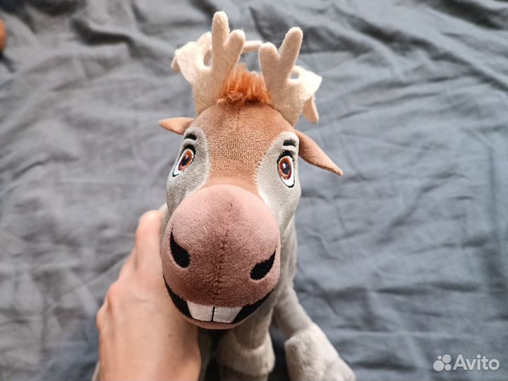 Игрушки: Холодное сердце,майнкрафт, нерпа, черника