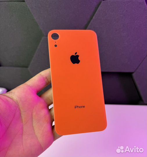 Задняя крышка на iPhone XR (несколько цветов)