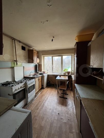 Комната 14 м² в 5-к., 2/3 эт.