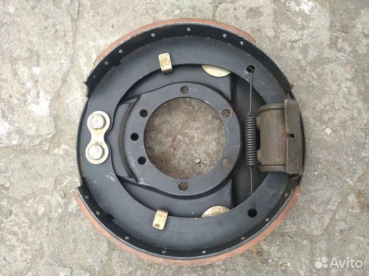 Тормозной механизм