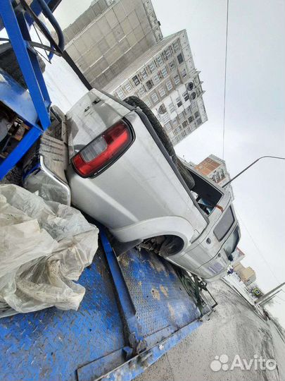 Nissan np 300 в разбор