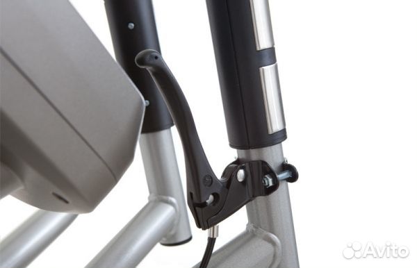 Эллиптический тренажер Spirit Fitness XG400