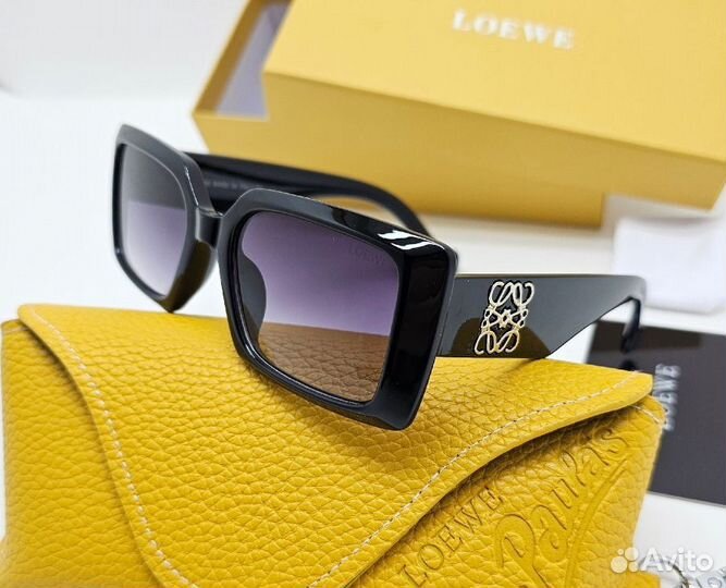 Солнцезащитные очки Loewe