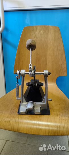 Педаль для бас барабана бочки Maxtone