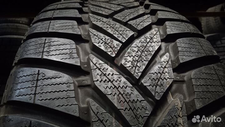 Dunlop SP Winter Sport M3 235/55 R17
