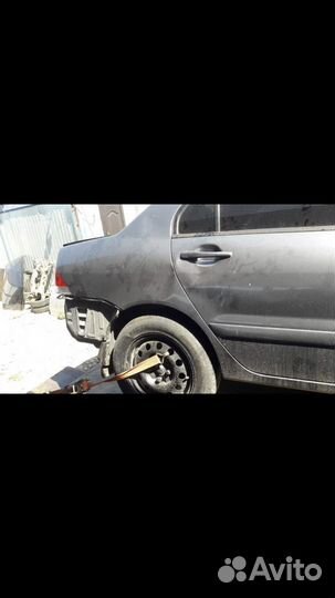 Мицубиси лансер 9, правое заднее крыло