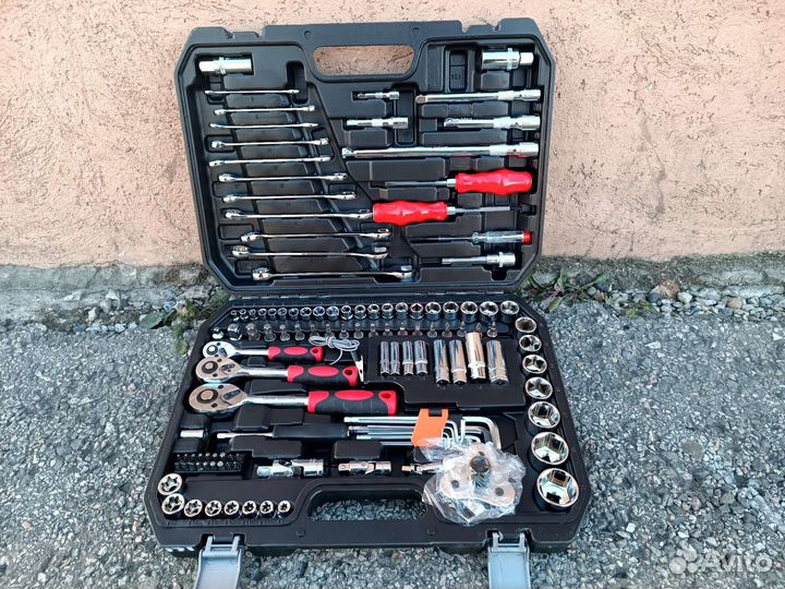 Набор инструментов 121 предмет