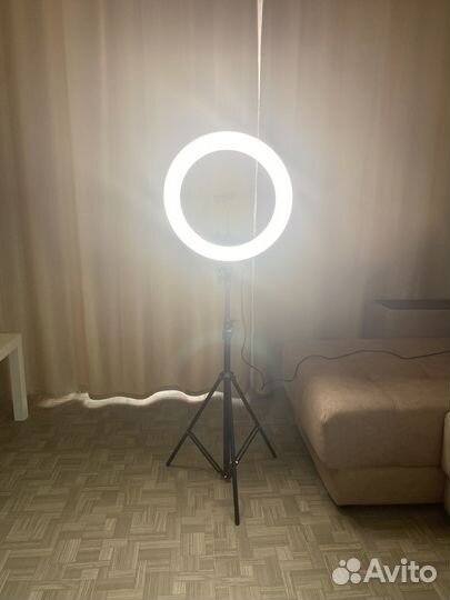 Кольцевая лампа RL - 18