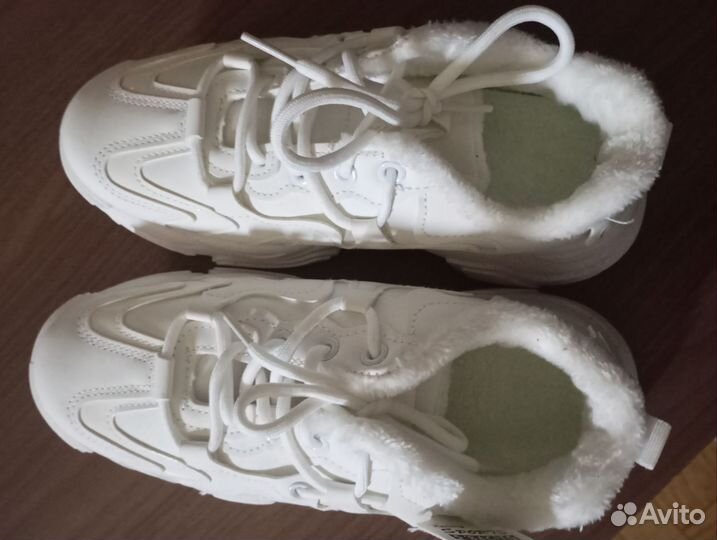 Кроссовки зимние женские 38 размер