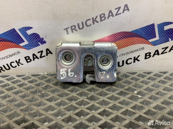 Замок двери наружный левый