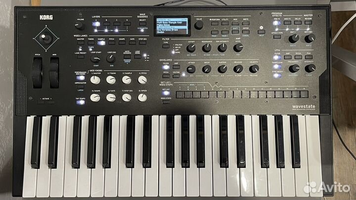 Синтезатор Korg Wavestate